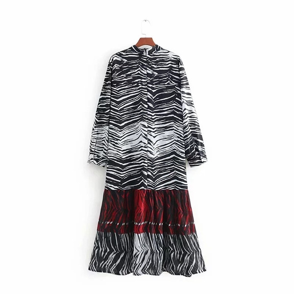 Rochie dama - model lat cu model animal