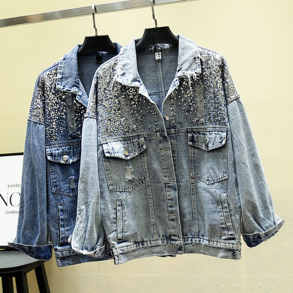 Modern női farmerdzseki flitterekkel, szakadt motívumokkal, két színben