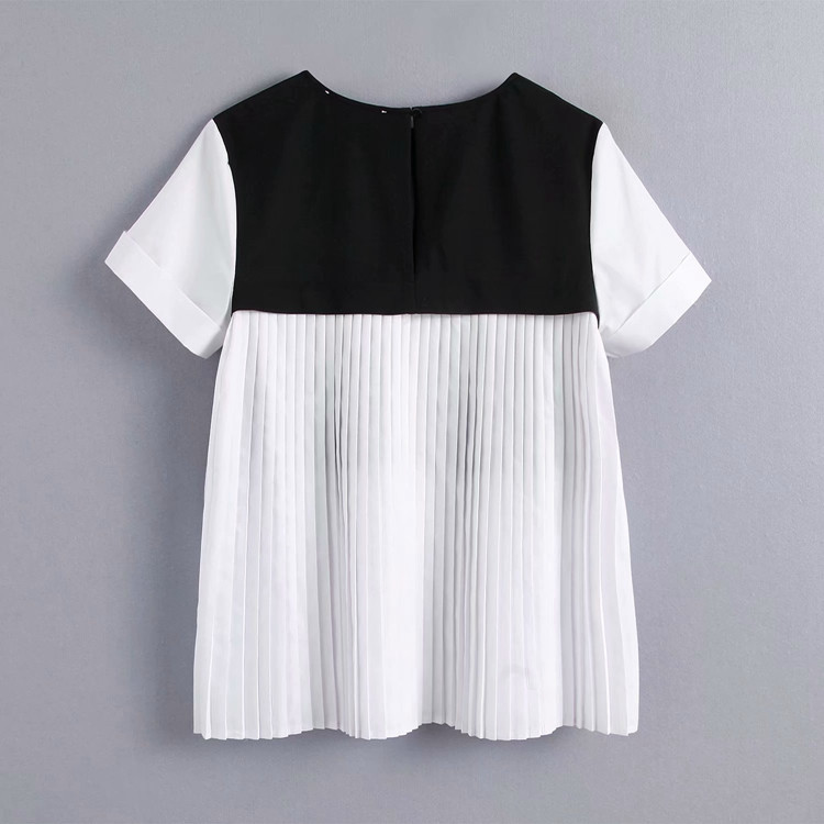 Bluza casual cu decolteu oval si pliuri - doua culori