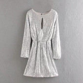 Rochie de dama cu paiete si decupaje de culoare argintie