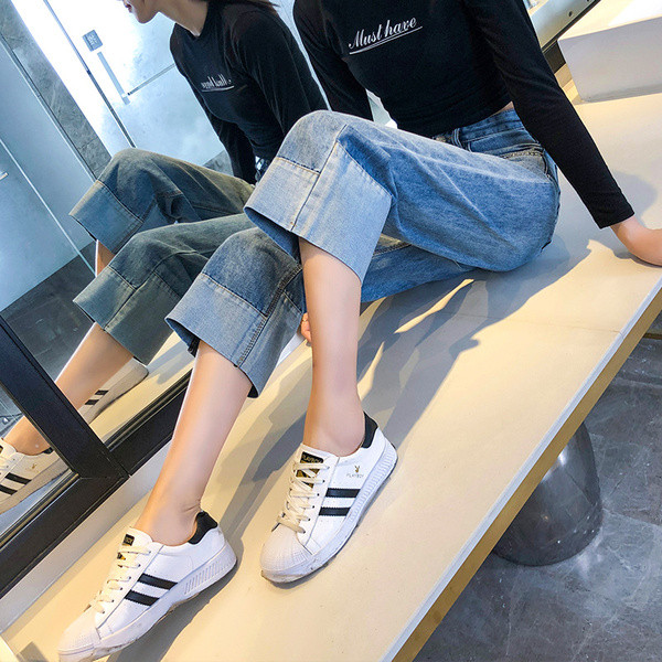 Alkalmi női farmer magas derékkal, kék színben