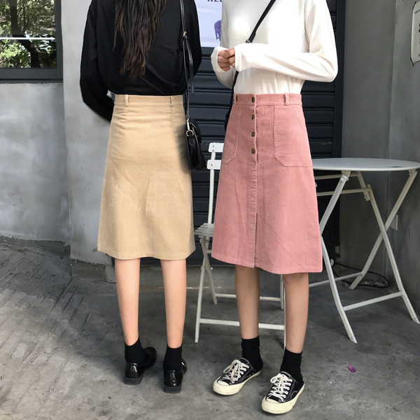 Női alkalmi szoknya három színben, gombokkal