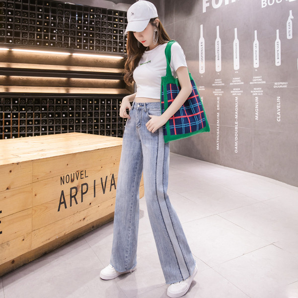 Női modern farmer - széles modell kék színben