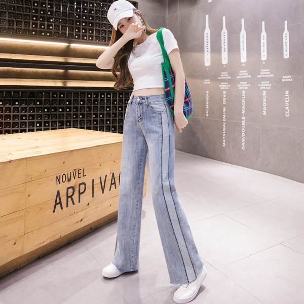 Női modern farmer - széles modell kék színben