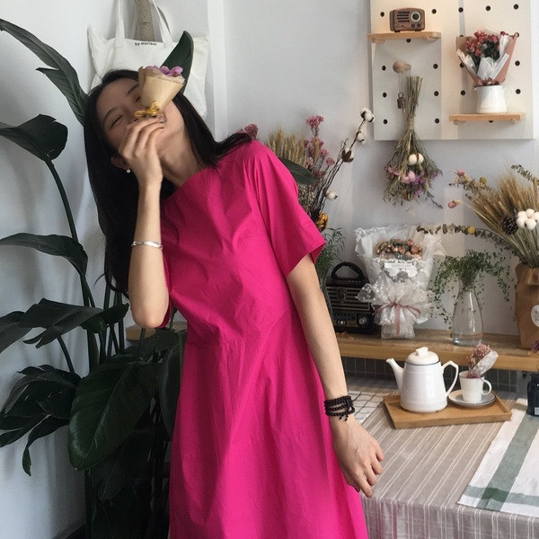 Rochie de dama moderna de culoare roz - model croiat