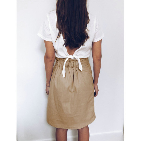 Női alkalmi szoknya barna gombokkal