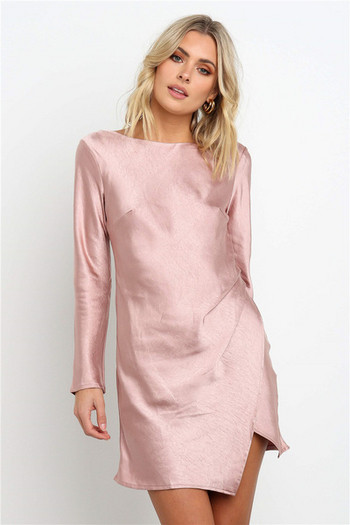 Stílusos női ruha hosszú ujjal, csupasz háttal több színben