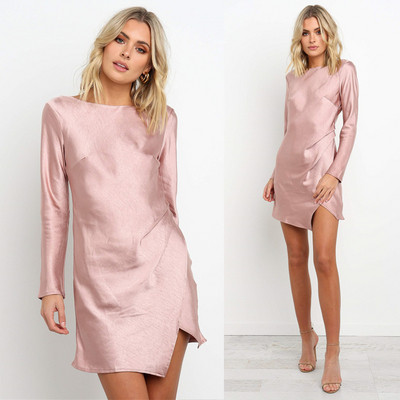 Stílusos női ruha hosszú ujjal, csupasz háttal több színben