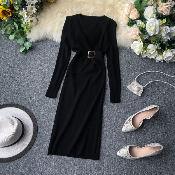 Modern női hosszú ruha övvel, különböző színekben