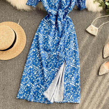 Rövid ujjú, színében virágmintás női ruha