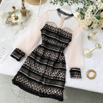 Stílusos női ruha átlátszó ujjal és csipkével több színben