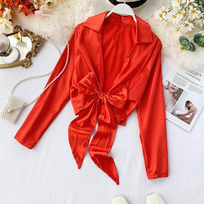 Modern női ing mély nyakkivágással, szalaggal több színben