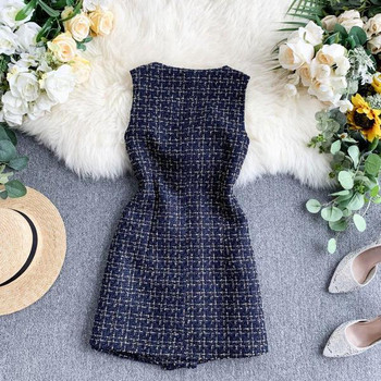 Stílusos női ruha V-nyakkal és gombokkal, két színben