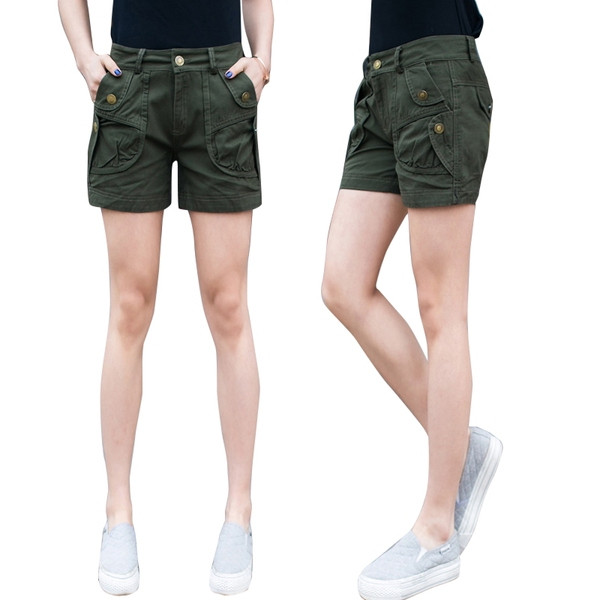 Női alkalmi rövidnadrág zöld színben