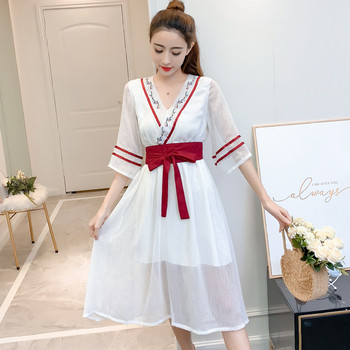 Modern női ruha két színben, hímzéssel