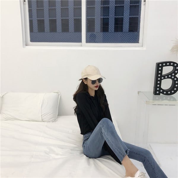 Alkalmi női farmer egyenes modell magas derékkal, kék színben