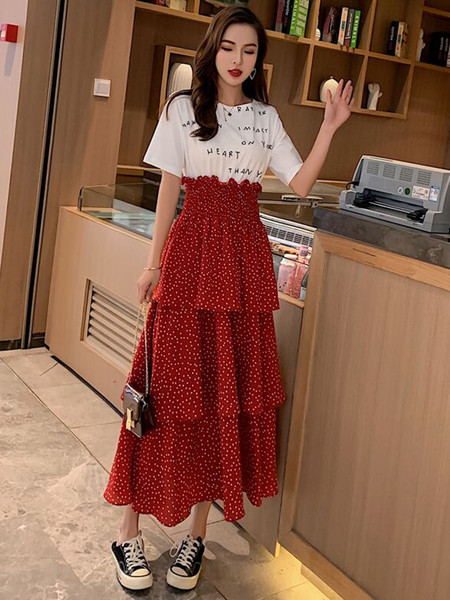 Alkalmi női ruha szabású modell két színben, rövid ujjal