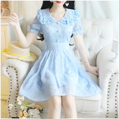 Női aktuális ruha rövid ujjú fehér és kék színben