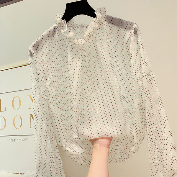 Cămașă de damă cu buline, cu mâneci lungi