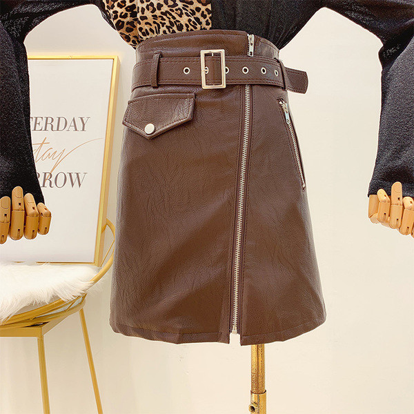 Fusta de dama eleganta din piele cu curea in doua culori