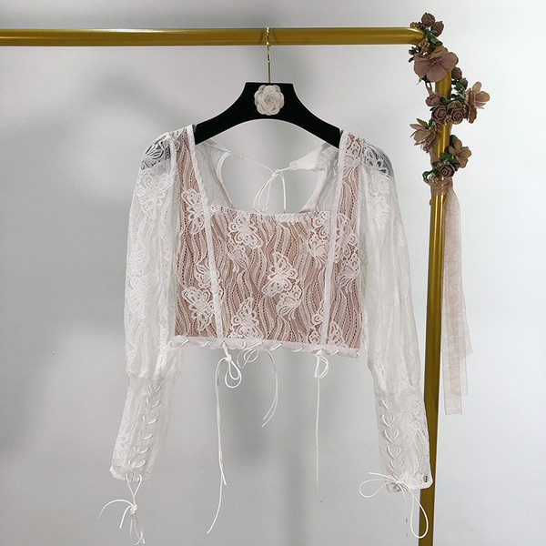 Átlátszó csipke blúz - két színben