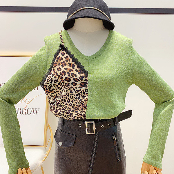 Modern női pulóver V-nyakkal