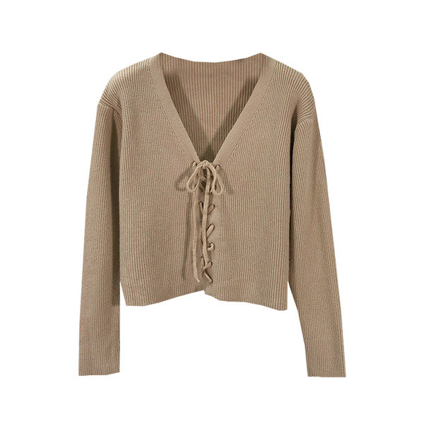 Rövid női mellény nyakkendővel, három színben