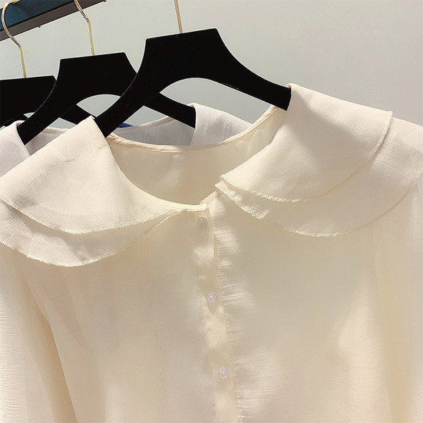 Stílusos női ing gombokkal több színben