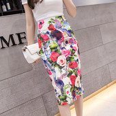 Stílusos női szoknya magas derékkal, virágos motívumokkal