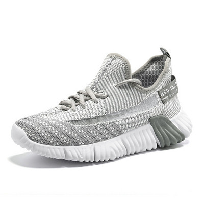 Ellentmondásos női tornacipő fűzővel három színben