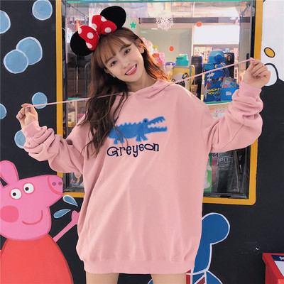 Női alkalmi pulóver színes hímzéssel több színben