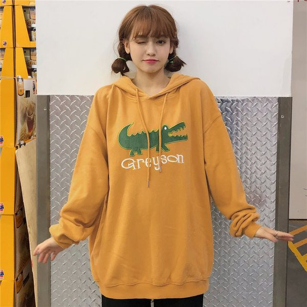 Női alkalmi pulóver színes hímzéssel több színben