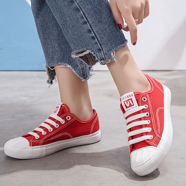 Női alkalmi tornacipők ÚJ modellje három színben