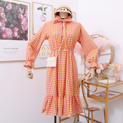 Modern női ruha nyakkendővel - több színben