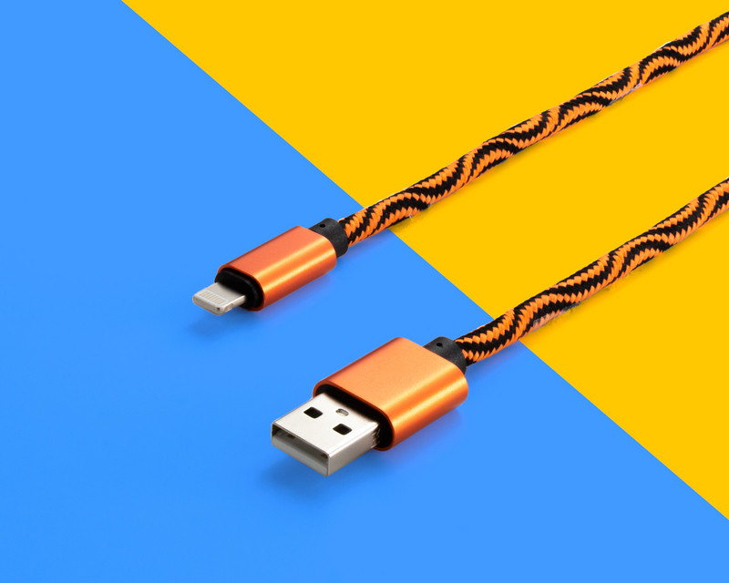 Cablu USB pentru incarcare rapida si sincronizare de tip L cu manta impletita