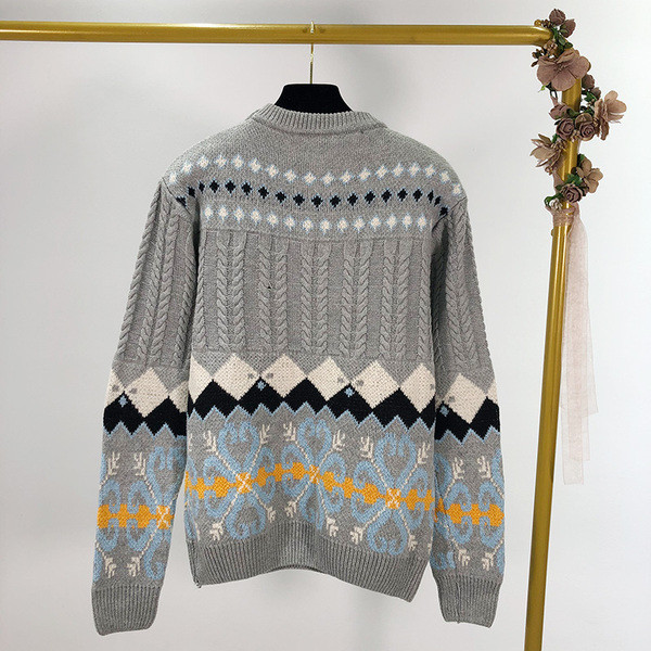 Női vastag pulóver két színben, mintával