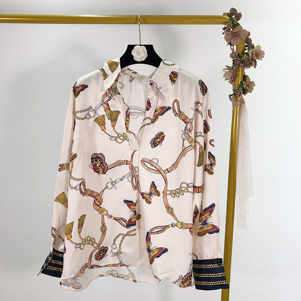 Elegáns ing hosszú ujjal és színes mintával