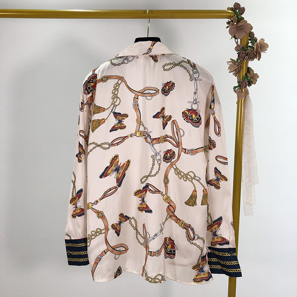 Elegáns ing hosszú ujjal és színes mintával