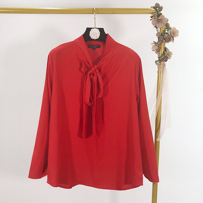 Elegáns női ing fehér és piros színben, fűzős