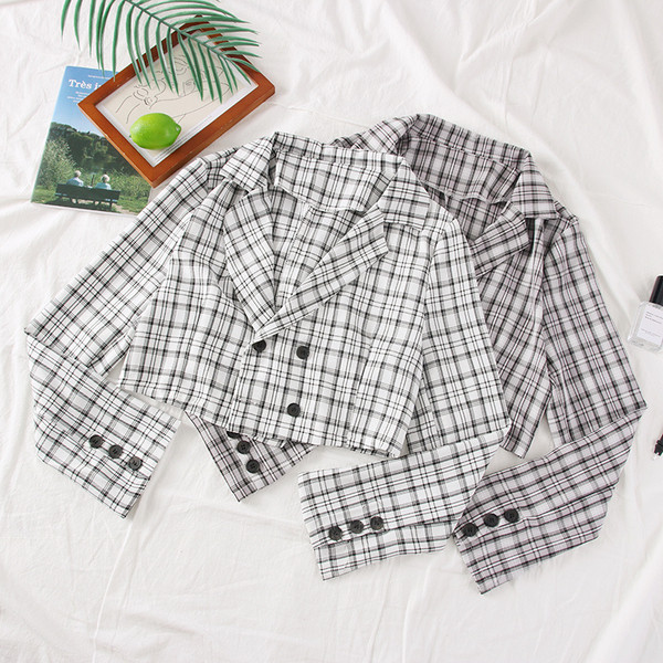 Modern női kockás kabát gombokkal, többféle színben