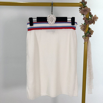 Női szoknya színes gumiszalaggal, két színben