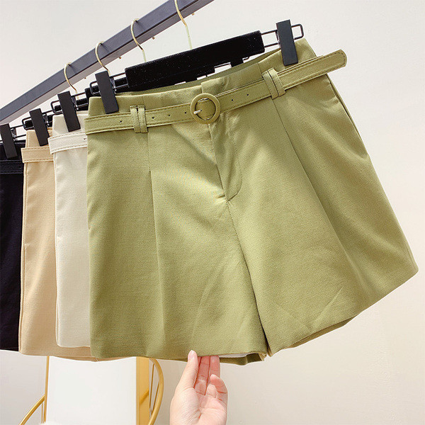 Дамски къси панталони с  висока талия и колан в няколко цвята