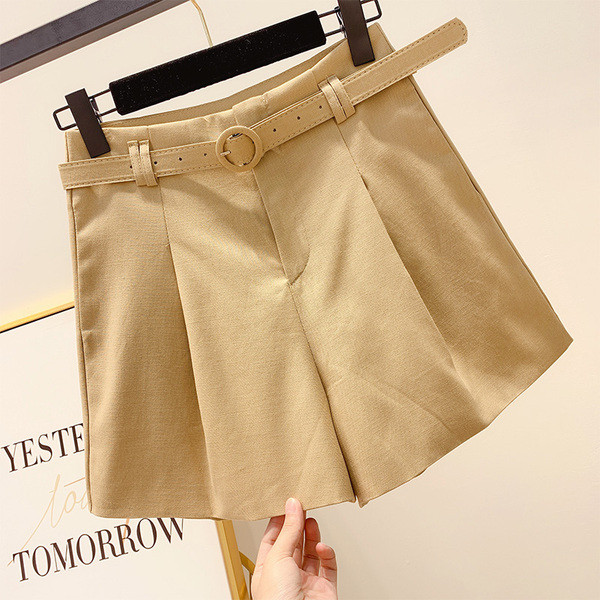 Női rövidnadrág magas derékkal, övvel több színben