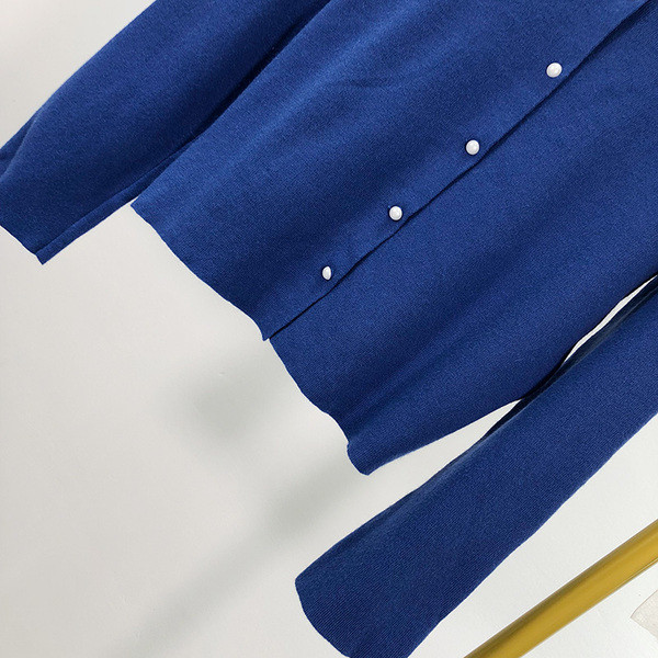 Női mellény gallérral, kék színben