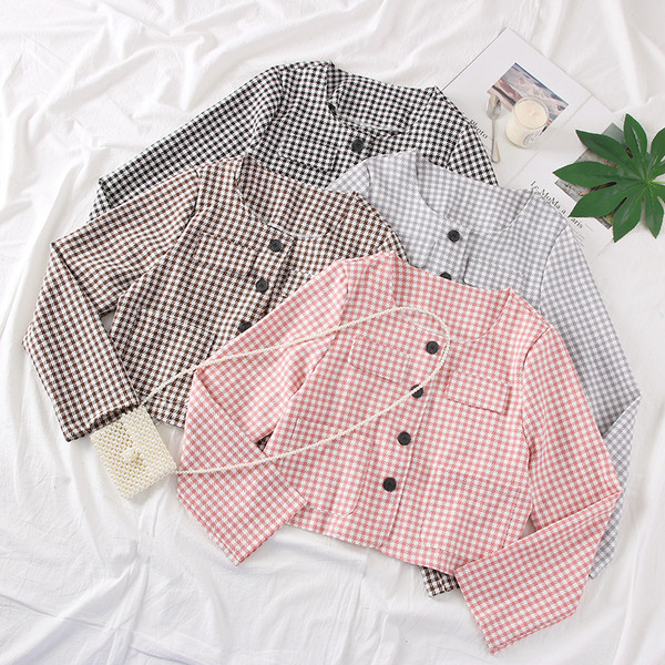 Geaca de dama moderna in carouri cu nasturi in mai multe culori