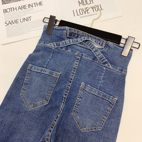 Blugi lungi cu talie inalta si nasturi