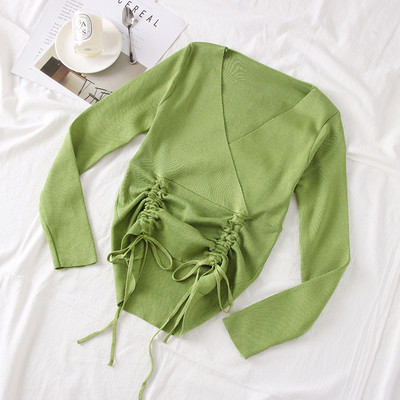 Új modell női pulóver V-nyakkal - többféle színben