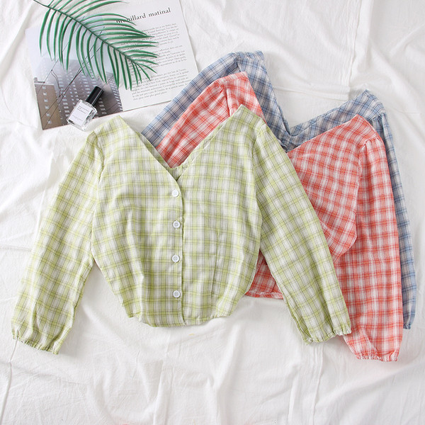 Modern kockás női blúz V-nyakkal, több színben