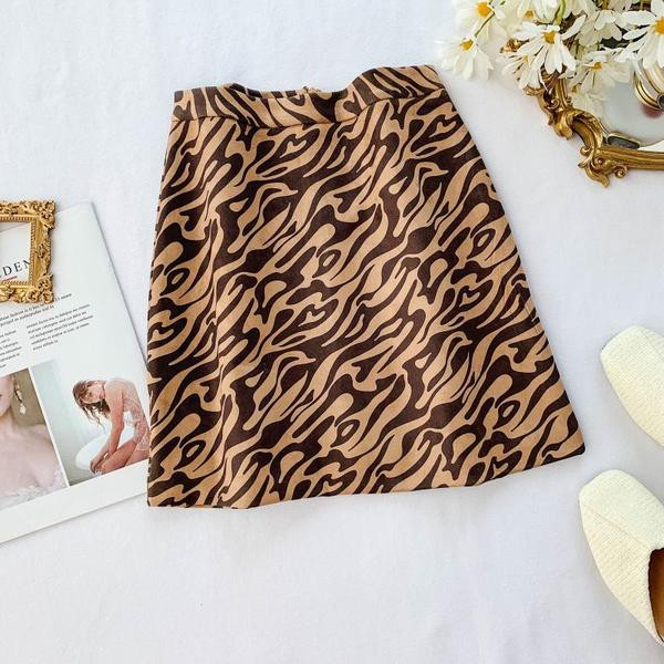 Modern női szoknya három színben