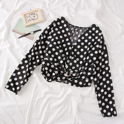 Bluză de damă modernă cu decolteu în V cu puncte albe și negre